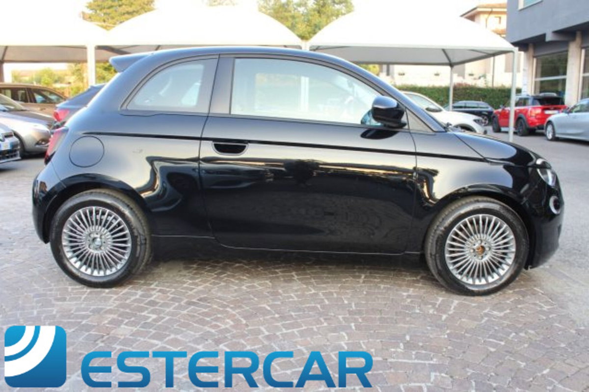 Fiat 500 1.0 hybrid Icon (9)