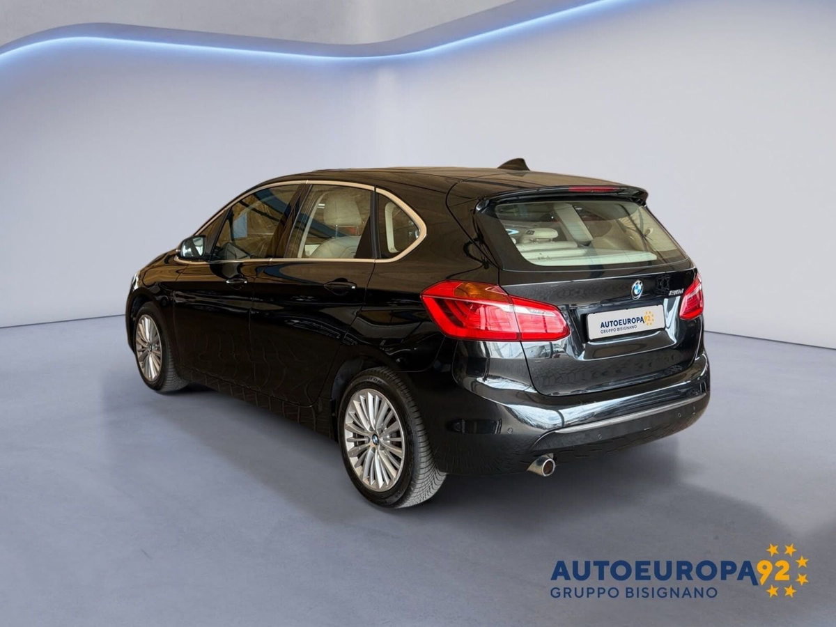 BMW Serie 2 Active Tourer 218d  Luxury auto (7)