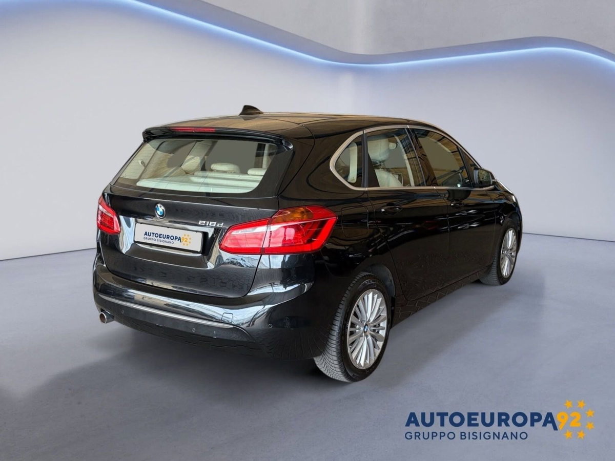 BMW Serie 2 Active Tourer 218d  Luxury auto (8)