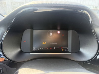 Opel Corsa 1.2 Design & Tech (11)