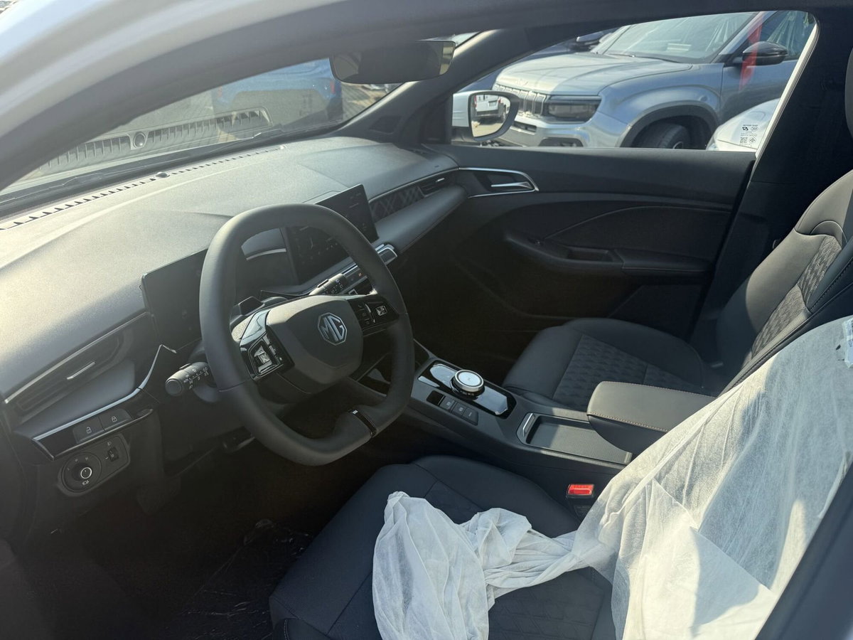 Mg MG3 1.5 hybrid+ Luxury auto (7)