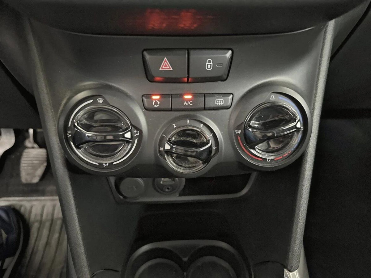 Peugeot 2008 75 Active (9)