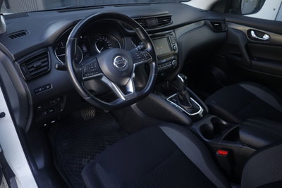 Nissan Qashqai 1.5 dCi 115 CV DCT Tekna (16)