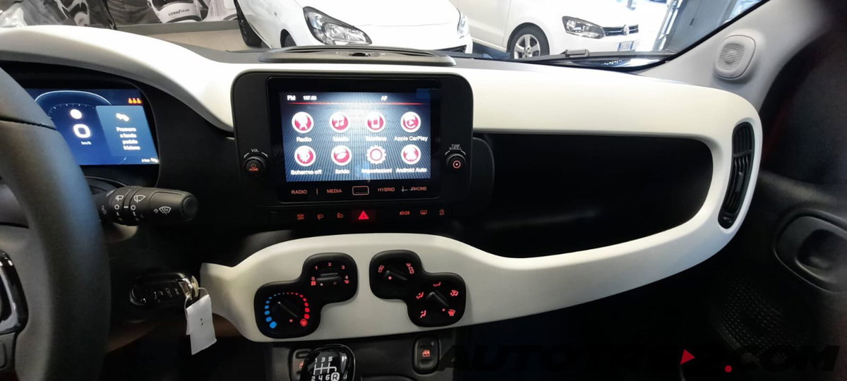 Fiat Pandina 1.0 firefly hybrid s&s 65cv (10)