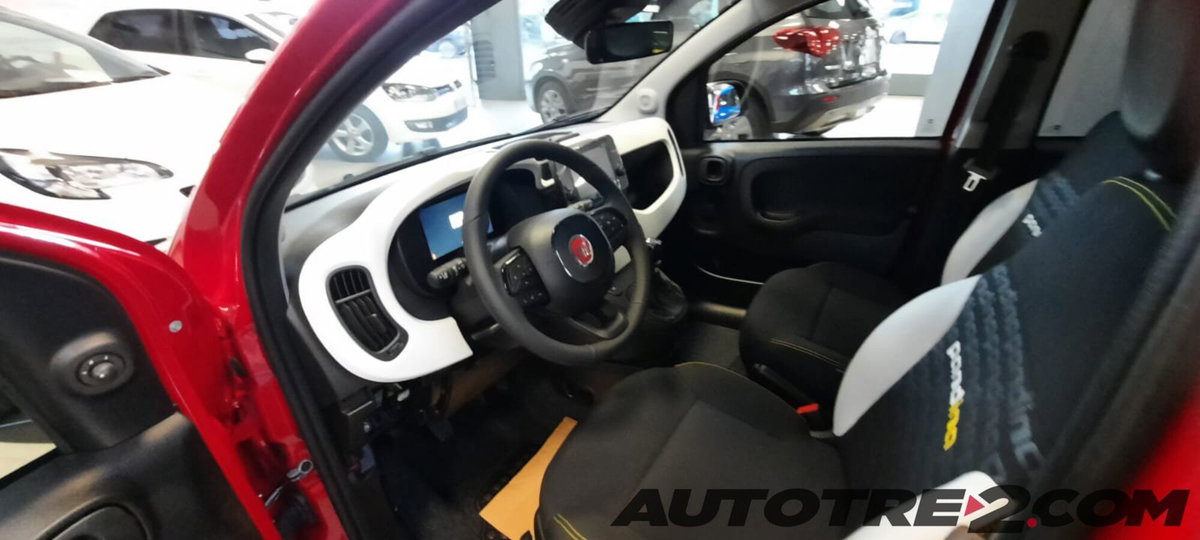 Fiat Pandina 1.0 firefly hybrid s&s 65cv (8)