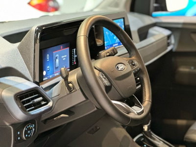 Ford Tourneo Courier 1.0 ecoboost 125cv Active powershift (7)