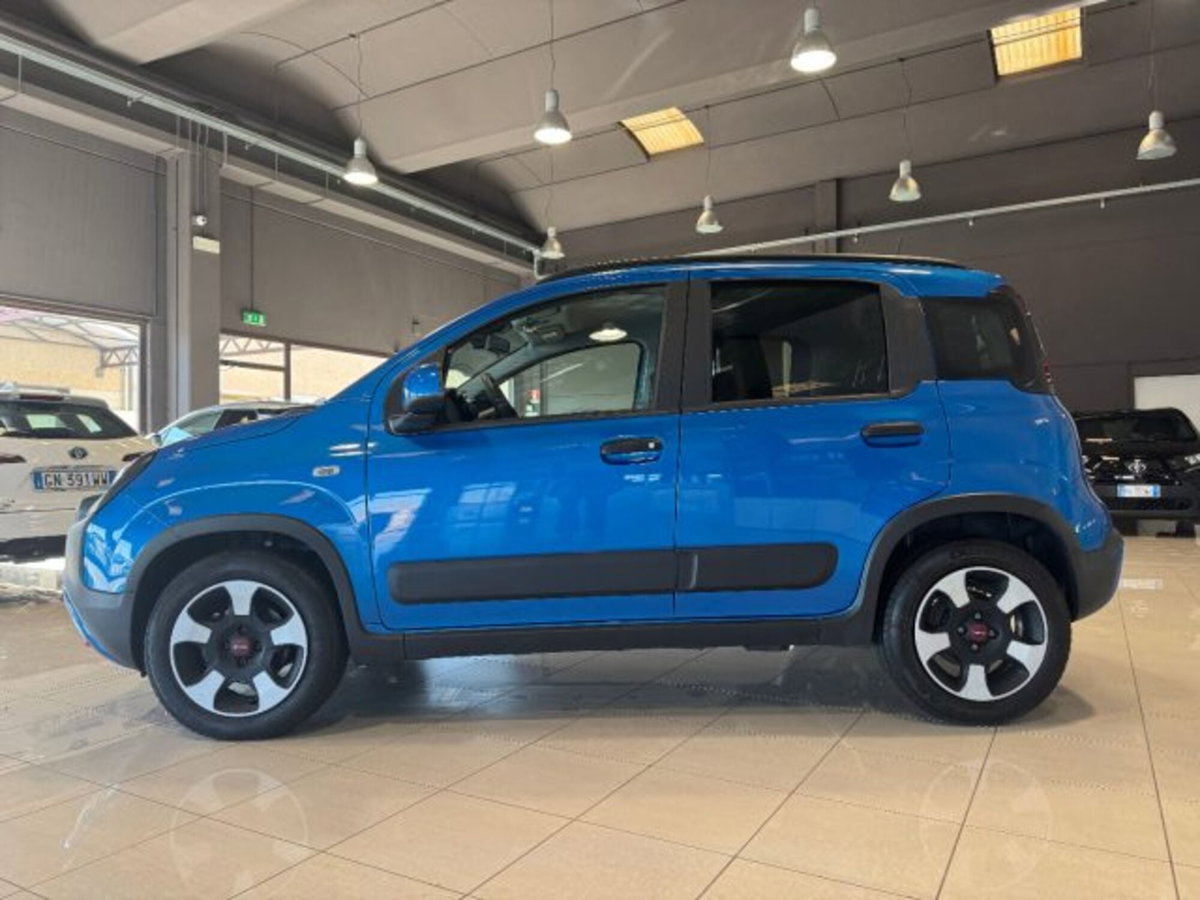 Fiat Panda Cross 1.0 firefly hybrid Cross s&s 70cv 5p.ti (2)