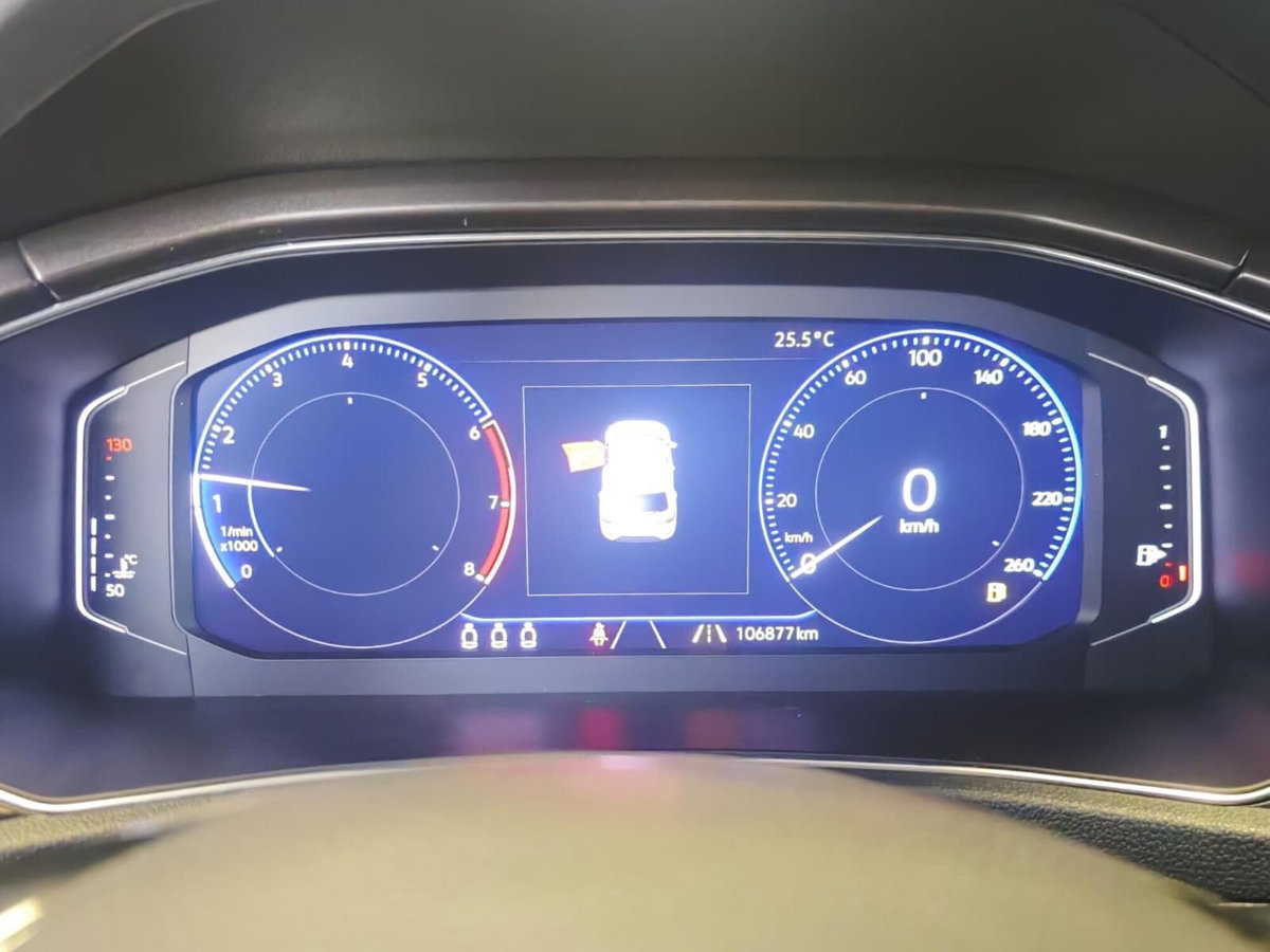 Volkswagen T-Roc 1.0 tsi Style 115cv (11)