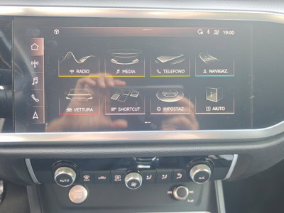 Audi Q3 35 TFSI S tronic Business (16)