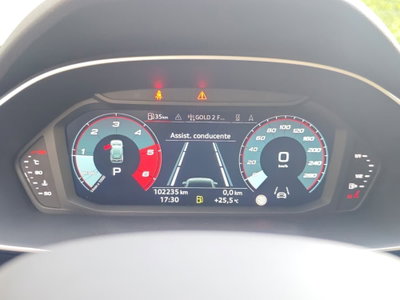 Audi Q3 35 TDI quattro S tronic Business (12)