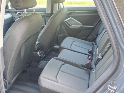Audi Q3 35 TDI quattro S tronic Business (18)
