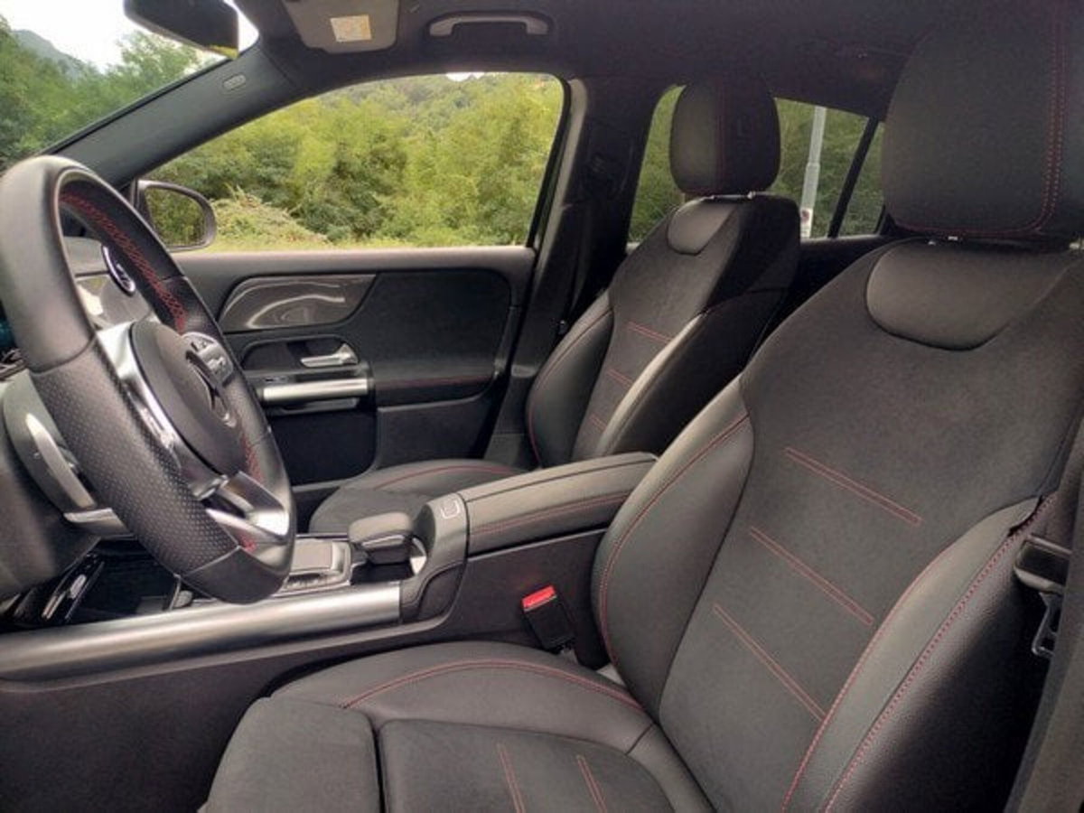 Mercedes-Benz GLA SUV 200 d Automatic Premium (10)