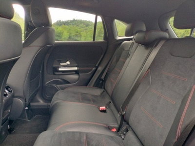 Mercedes-Benz GLA SUV 200 d Automatic Premium (14)