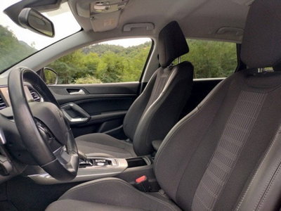 Peugeot 308 SW BlueHDi 130 S&S EAT8 Allure Pack (10)