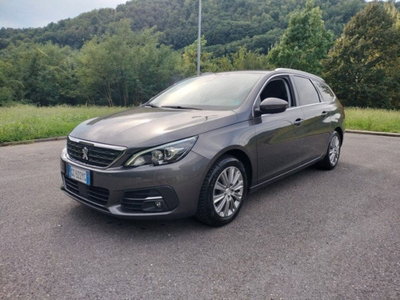 Peugeot 308 SW BlueHDi 130 S&S EAT8 Allure Pack (3)