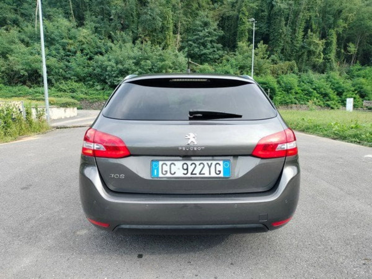 Peugeot 308 SW BlueHDi 130 S&S EAT8 Allure Pack (7)