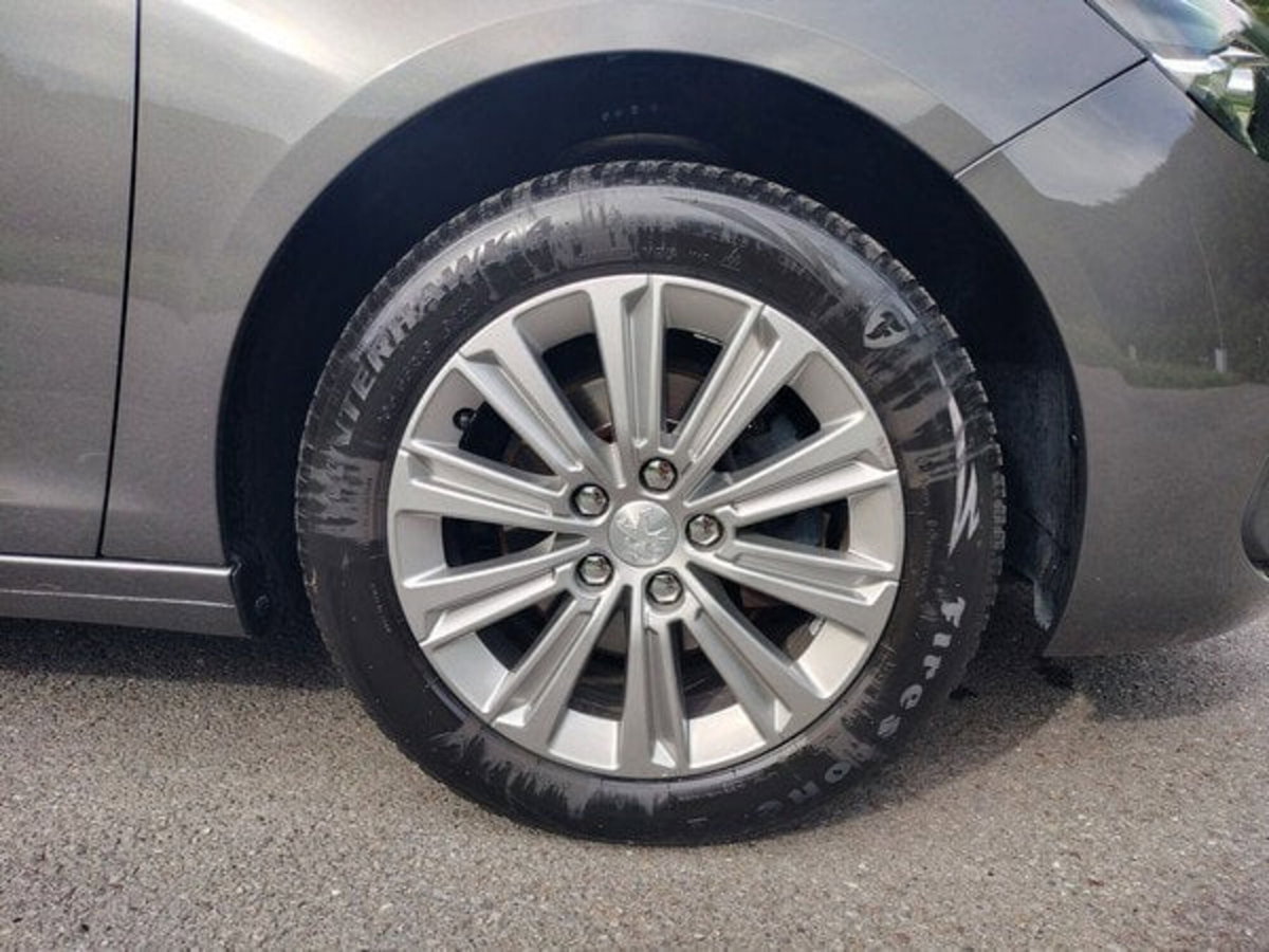 Peugeot 308 SW BlueHDi 130 S&S EAT8 Allure Pack (9)