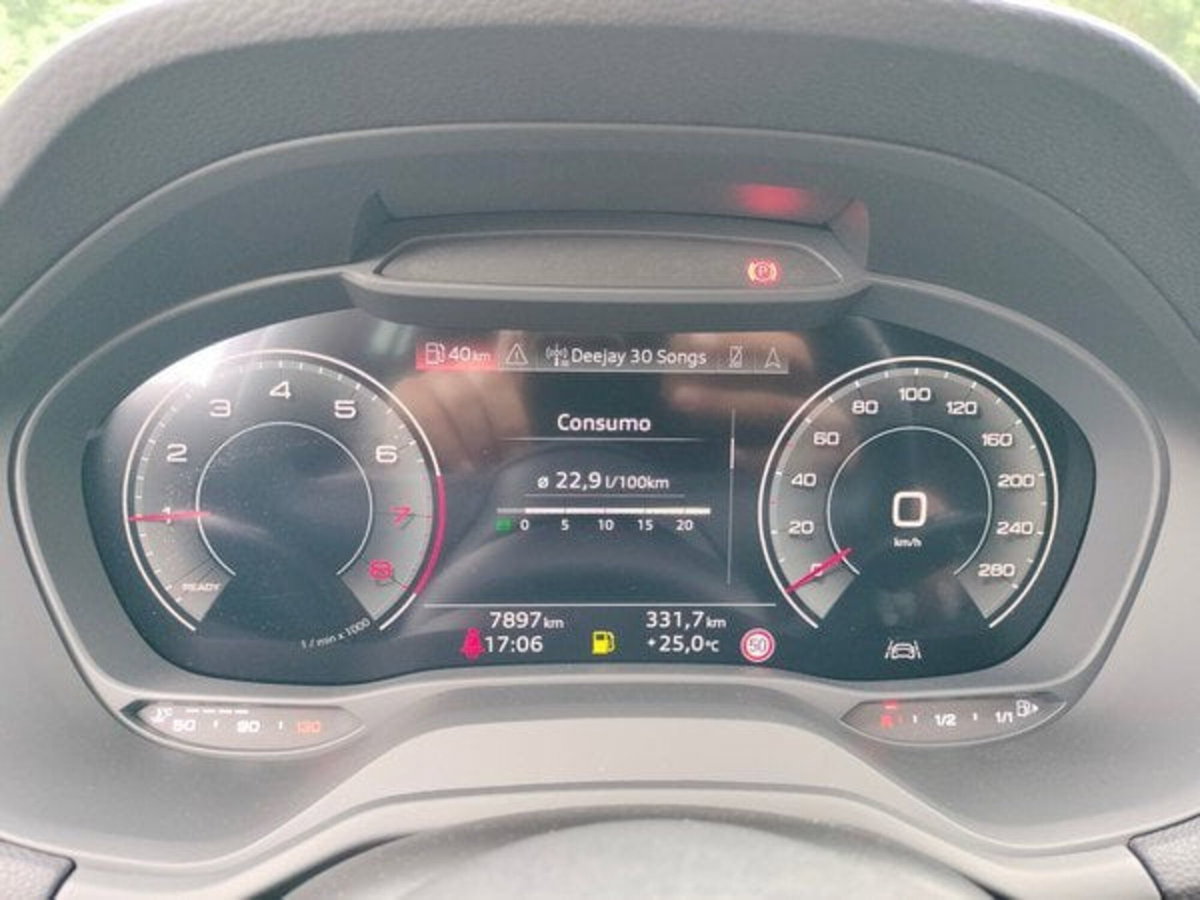 Audi Q2 30 1.0 tfsi Business Advanced 116cv (11)
