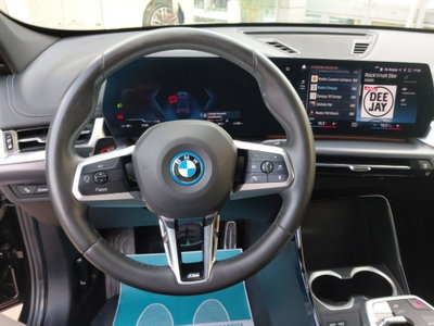BMW iX1 xdrive 30 MSport (11)