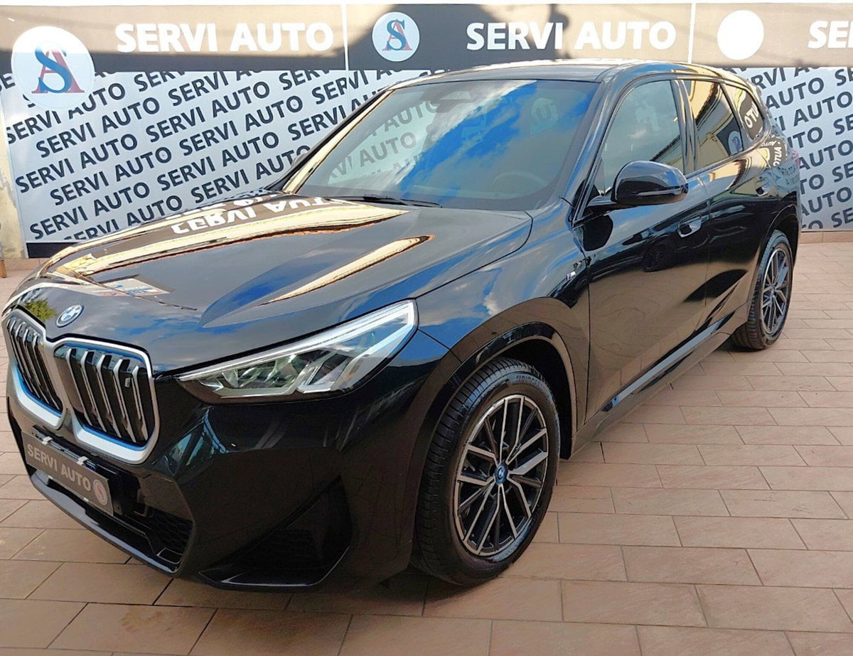 BMW iX1 xdrive 30 MSport (4)