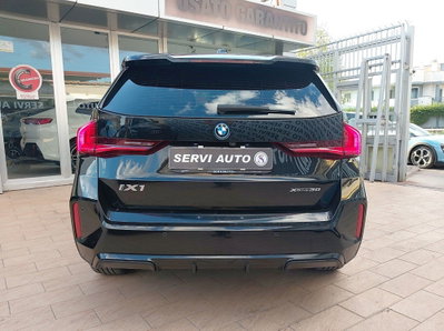 BMW iX1 xdrive 30 MSport (7)