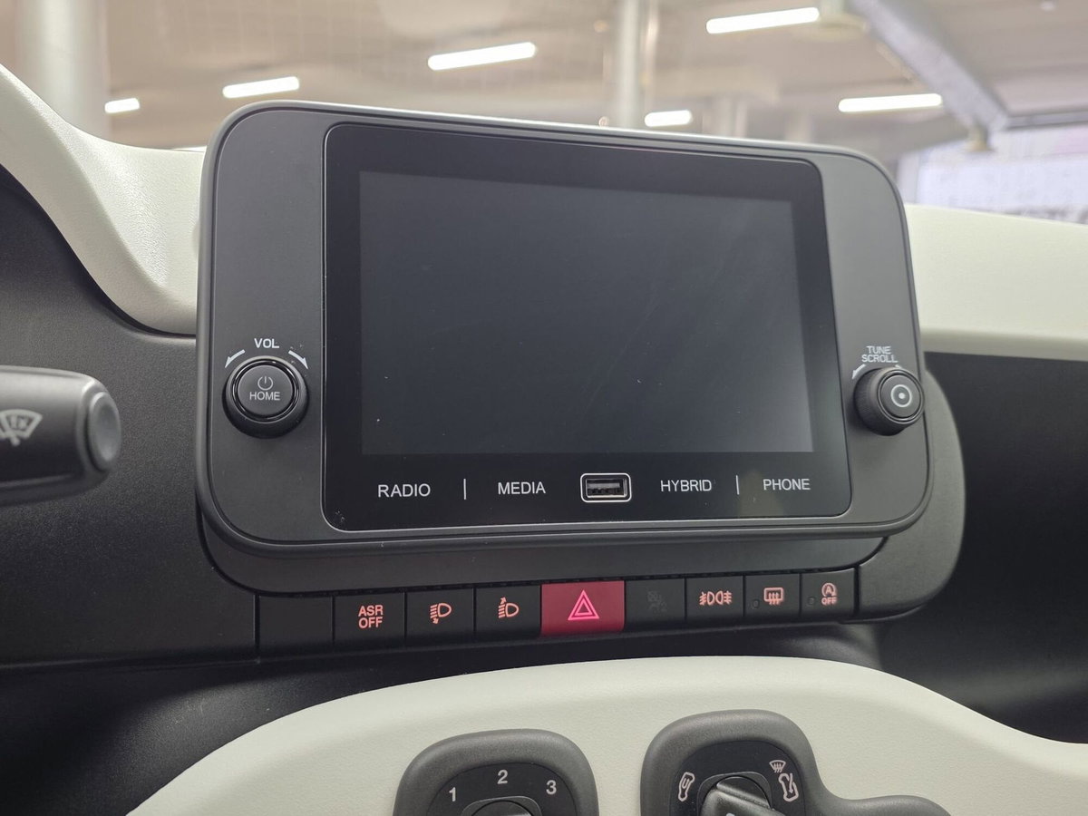 Fiat Pandina 1.0 firefly hybrid s&s 65cv (13)