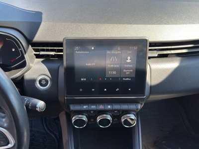 Renault Clio TCe 100 CV 5 porte Intens (13)