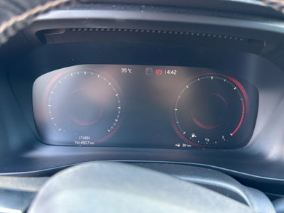 Volvo XC40 D4 AWD Geartronic R-design (16)
