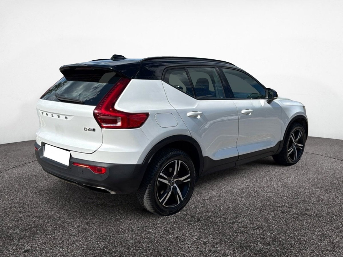 Volvo XC40 D4 AWD Geartronic R-design (6)