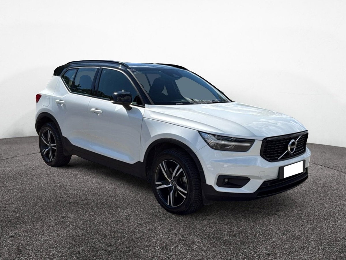 Volvo XC40 D4 AWD Geartronic R-design (8)