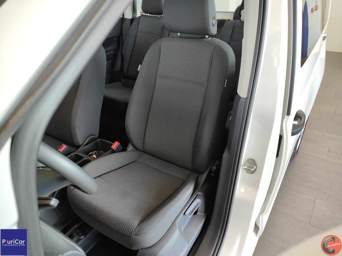 Volkswagen Caddy 1.5 TSI 114 CV Space Maxi (4)