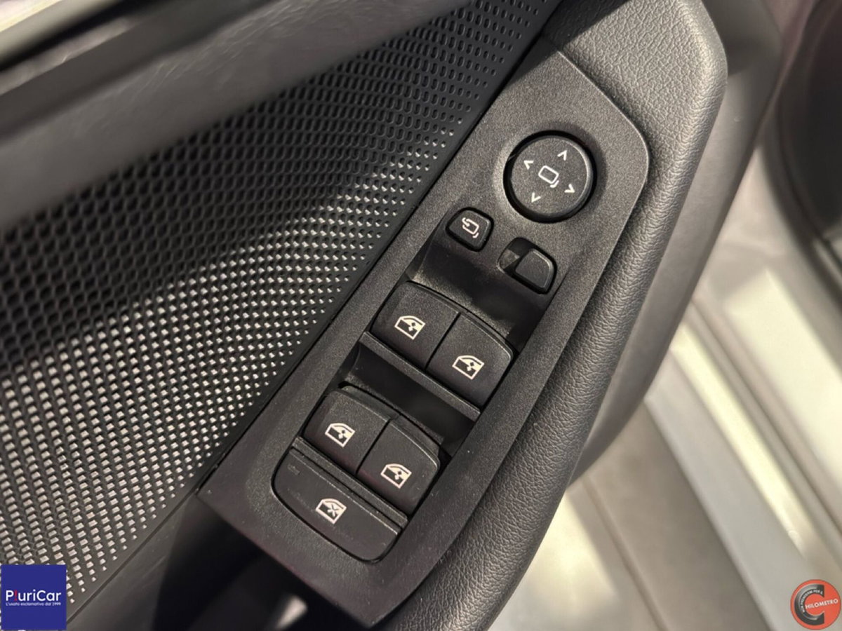 BMW Serie 1 116i 5p. Sport (19)