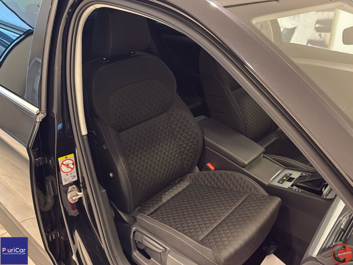 Skoda Superb Station Wagon 2.0 TDI EVO 150 CV SCR DSG Wagon Executive (5)