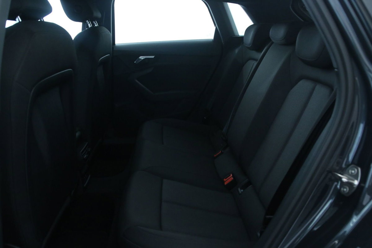 Audi A3 Sportback 30 TFSI (8)