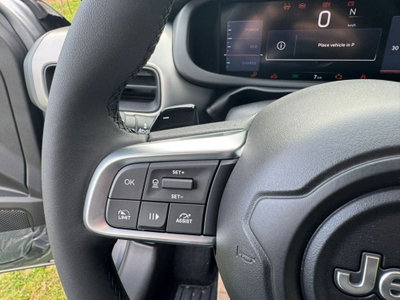 Jeep Avenger 1.2 turbo e-hybrid mhev Summit fwd 110cv edct6 (12)