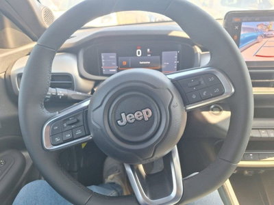 Jeep Avenger 1.2 turbo e-hybrid mhev Black Edition fwd 110cv edct6 (7)
