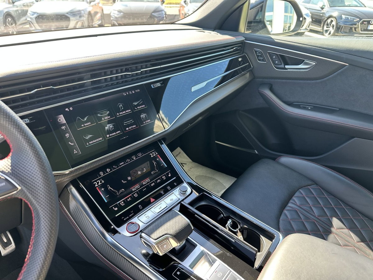 Audi SQ8 TFSI quattro tiptronic (12)