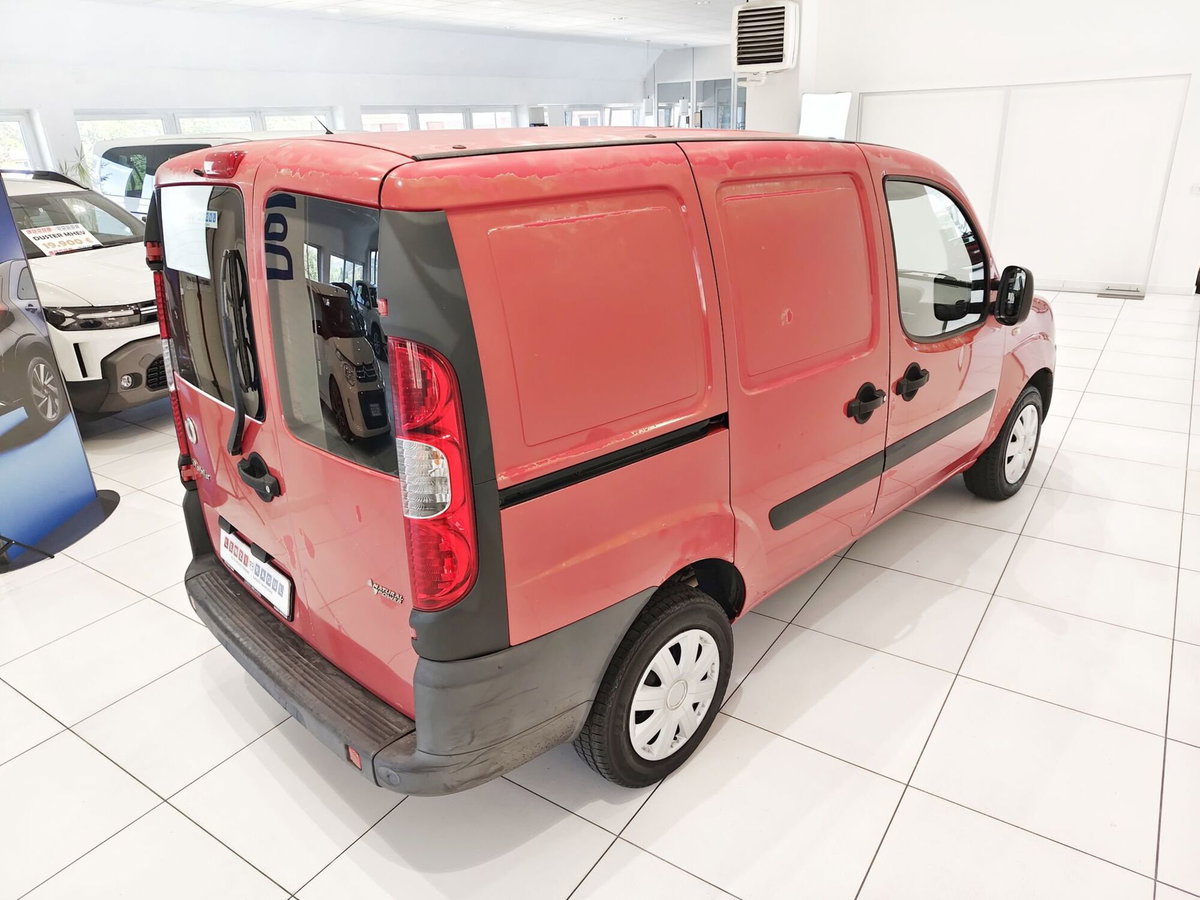 Fiat Doblò 1.6 16V Nat.Pow. Cargo Maxi Lam.SX (14)