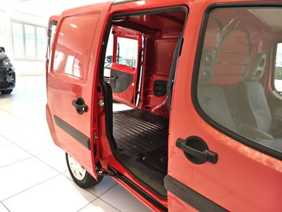Fiat Doblò 1.6 16V Nat.Pow. Cargo Maxi Lam.SX (9)