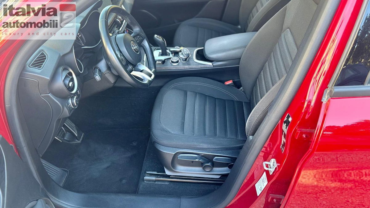 Alfa Romeo Stelvio Stelvio 2.2 Turbodiesel 160 CV AT8 RWD Super Business (12)