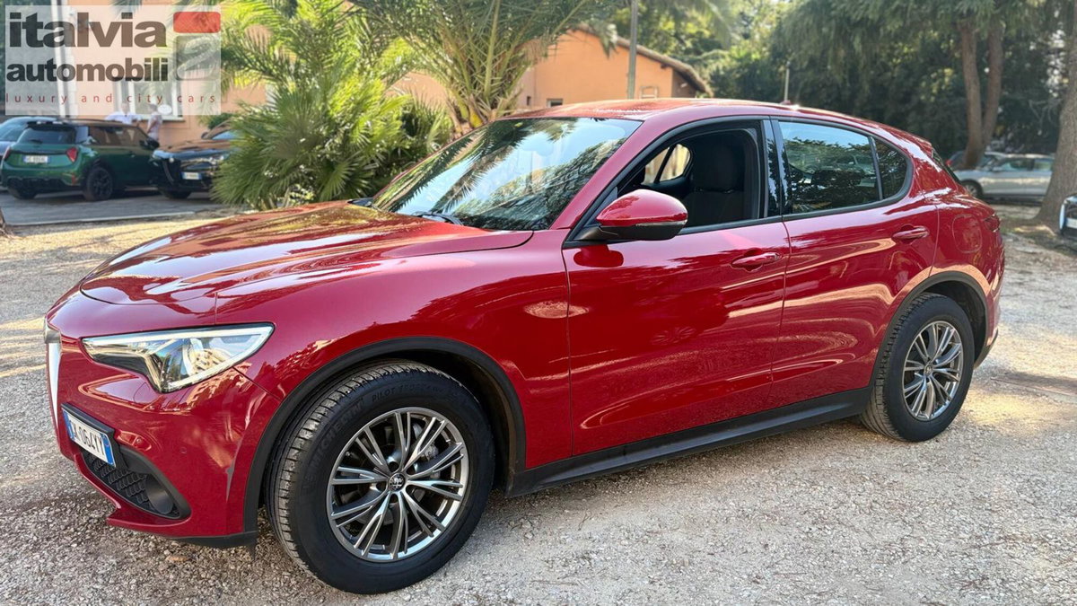 Alfa Romeo Stelvio Stelvio 2.2 Turbodiesel 160 CV AT8 RWD Super Business (2)
