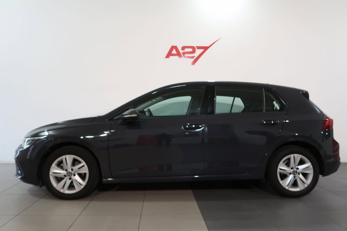 Volkswagen Golf 1.0 eTSI EVO DSG Life (3)