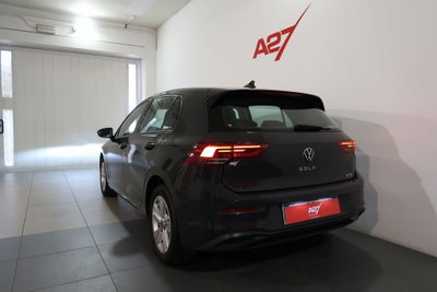 Volkswagen Golf 1.0 eTSI EVO DSG Life (5)
