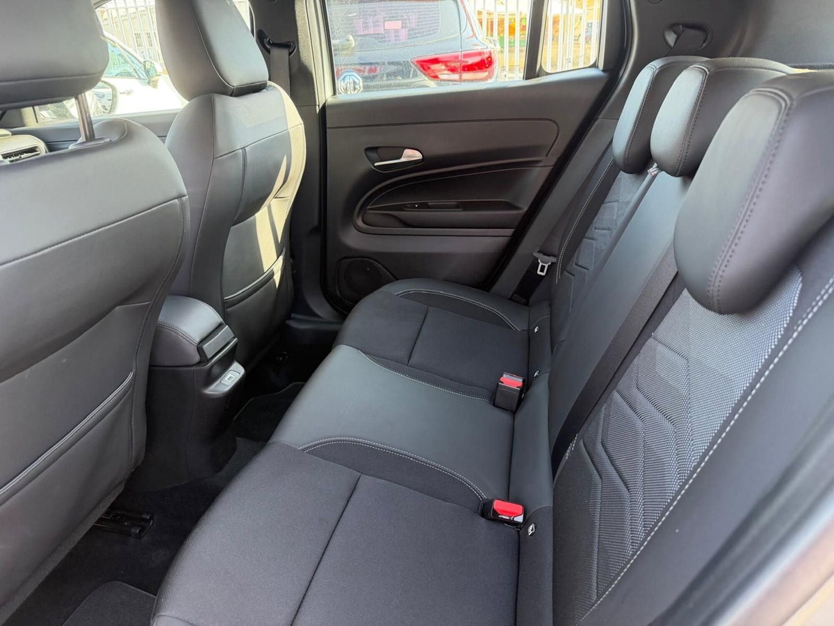 Jeep Avenger 1.2 turbo 85th Anniversary fwd 100cv (15)