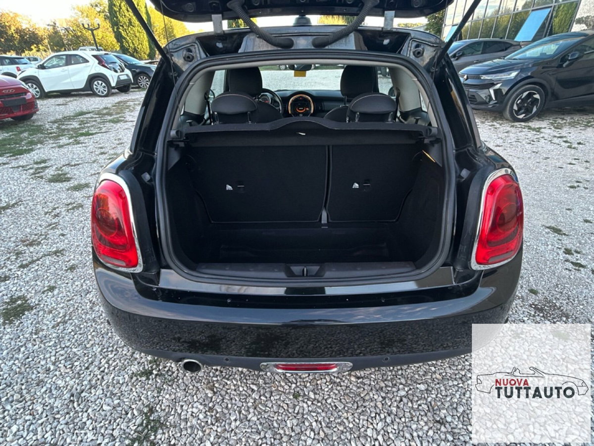 MINI Mini 1.5 Cooper D (12)