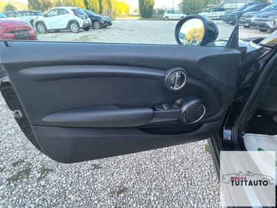 MINI Mini 1.5 Cooper D (16)