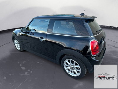 MINI Mini 1.5 Cooper D (3)
