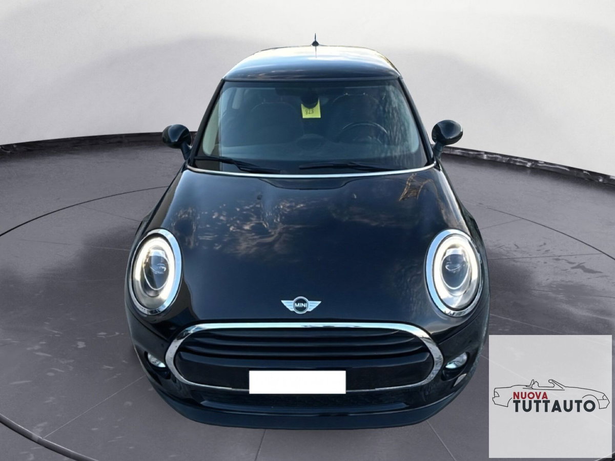 MINI Mini 1.5 Cooper D (5)