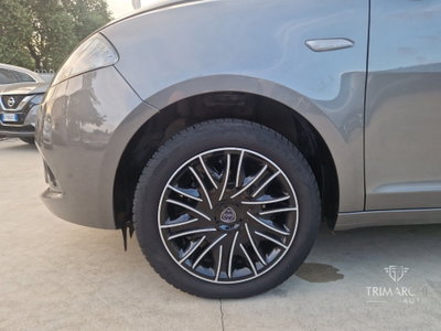 Lancia Ypsilon 1.0 FireFly 5 porte S&S Hybrid Gold Plus (19)