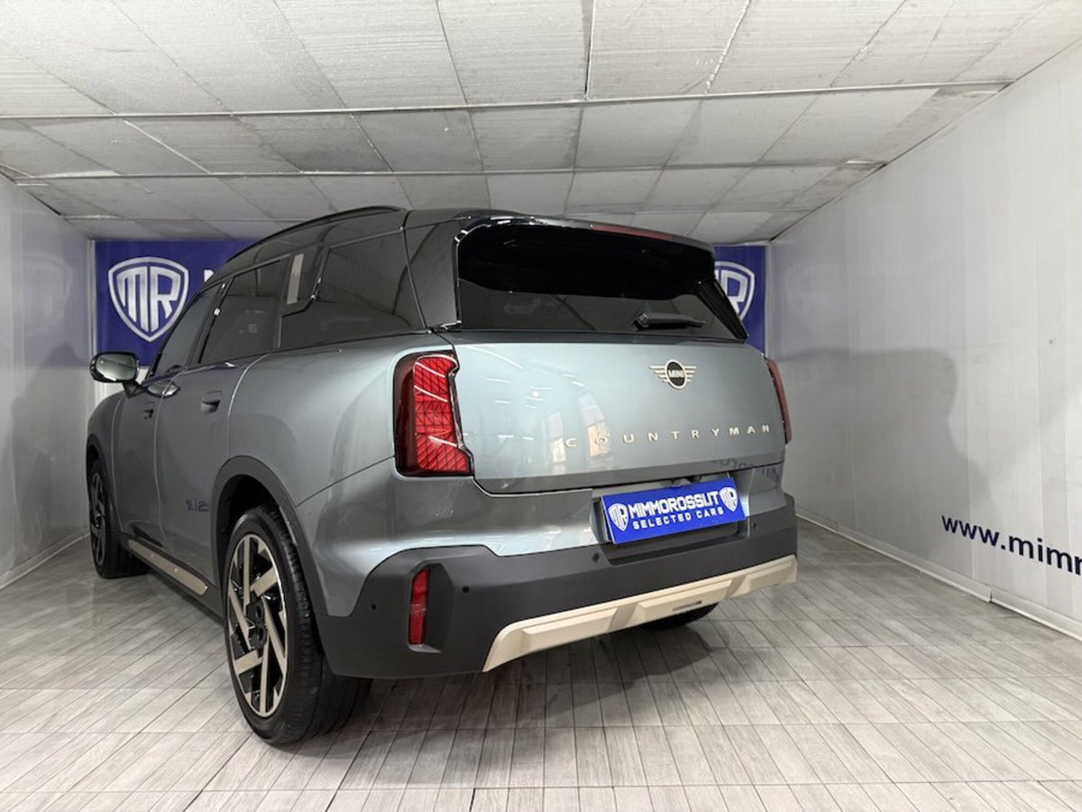 MINI Mini Countryman 2.0 48V D Favoured auto (9)